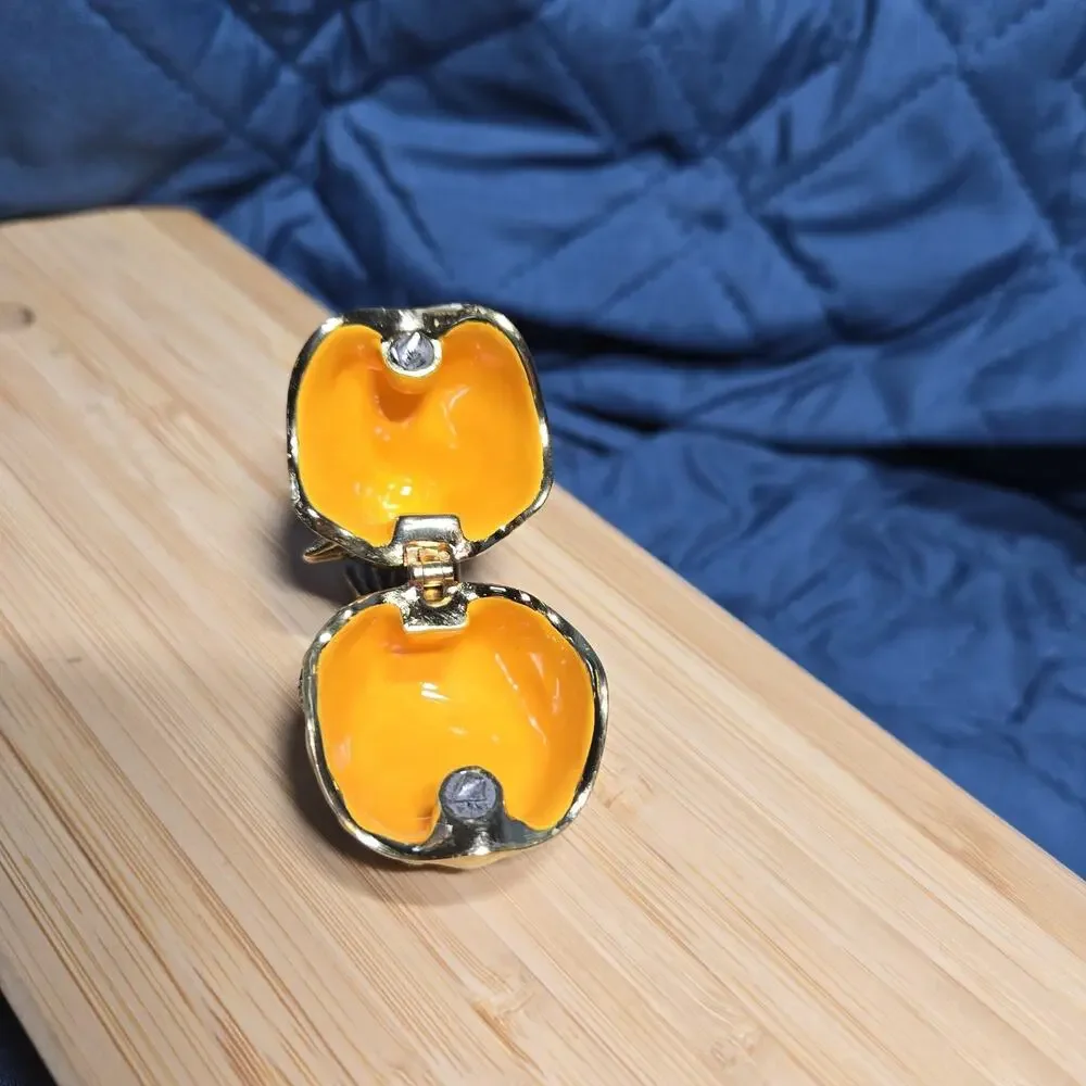 Set a two Small jeweled bird trinket boxes